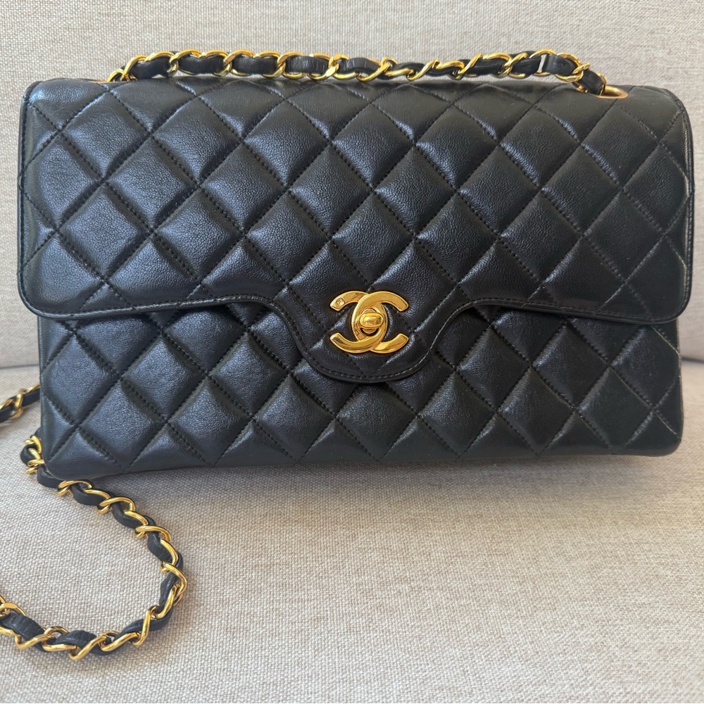 Vintage Chanel Black medium leather bag. 2 series in amazing condition.